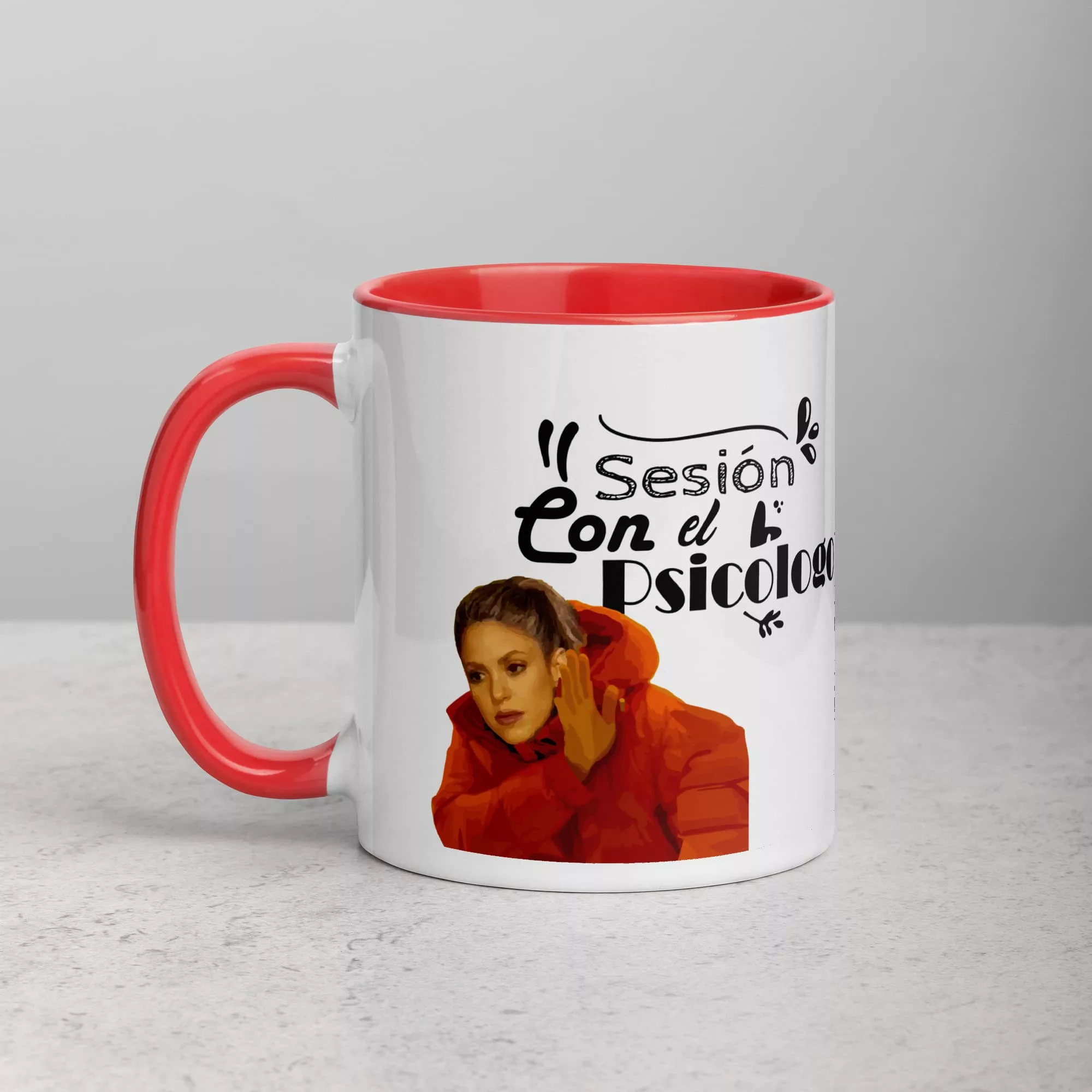 taza meme shakira sesion com bizarrap color interior rojo 11oz left | Supertazas