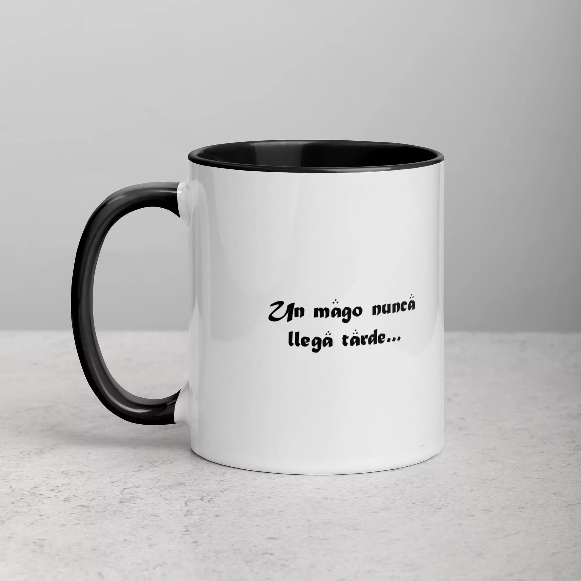 taza gandalf un mago nunca llega tarde color interior negro 11oz left | Supertazas