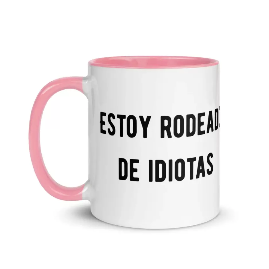 taza-estoy-rodeado-de-idiotas_color-interior_rosa_11oz_left taza-estoy-rodeado-de-idiotas_color-interior_rosa_11oz_left