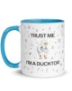taza trust me im a ducktor color interior azul 11oz left | Supertazas